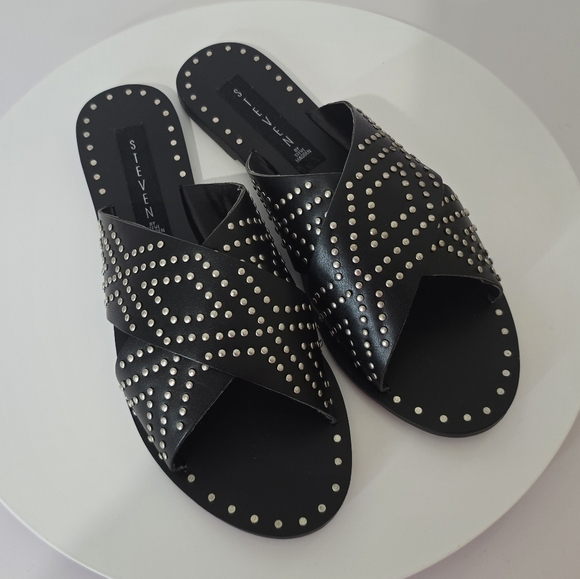 ⭐️40% Off⭐️ Steven by Steve Madden Girlish Sandals - Picture 1 of 7